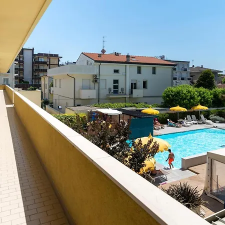 Montmartre Hotel apartamentowy Rimini