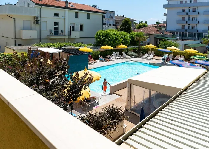 Montmartre Hotel apartamentowy Rimini