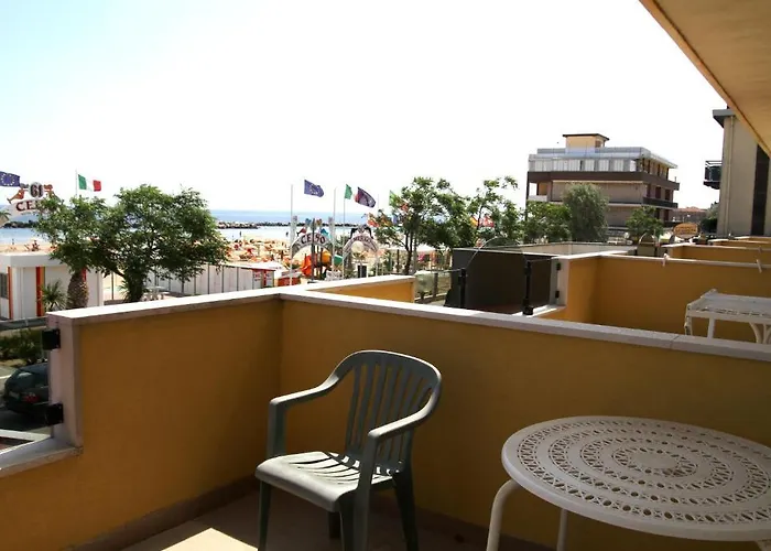 Hotel apartamentowy Montmartre Rimini