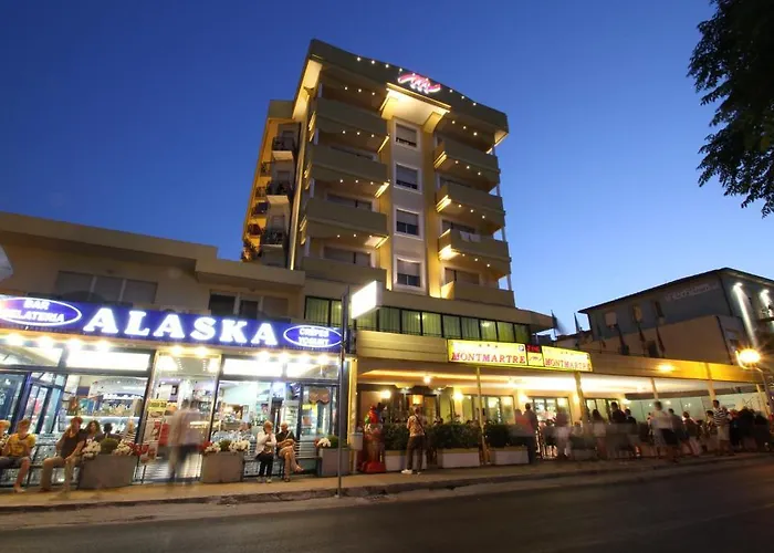 Montmartre Apartmanhotel Rimini