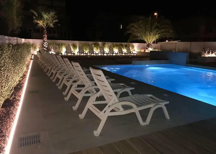 Montmartre Hotel apartamentowy