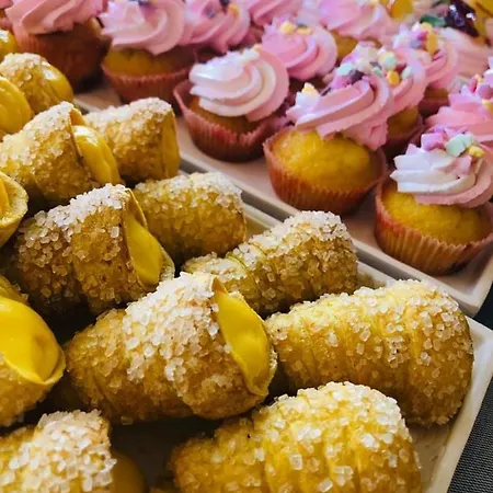 Montmartre Apart-hotel Rimini