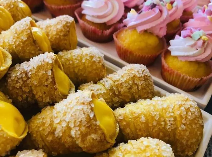 Montmartre Lägenhetshotell Rimini