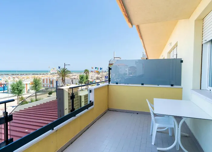 Апарт-отель Montmartre 4*