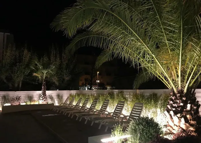 Lägenhetshotell Montmartre 4*